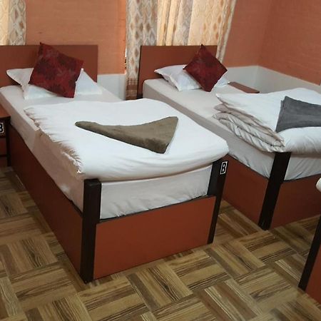 Bnb Royal Tourist House Katmandú Exterior foto